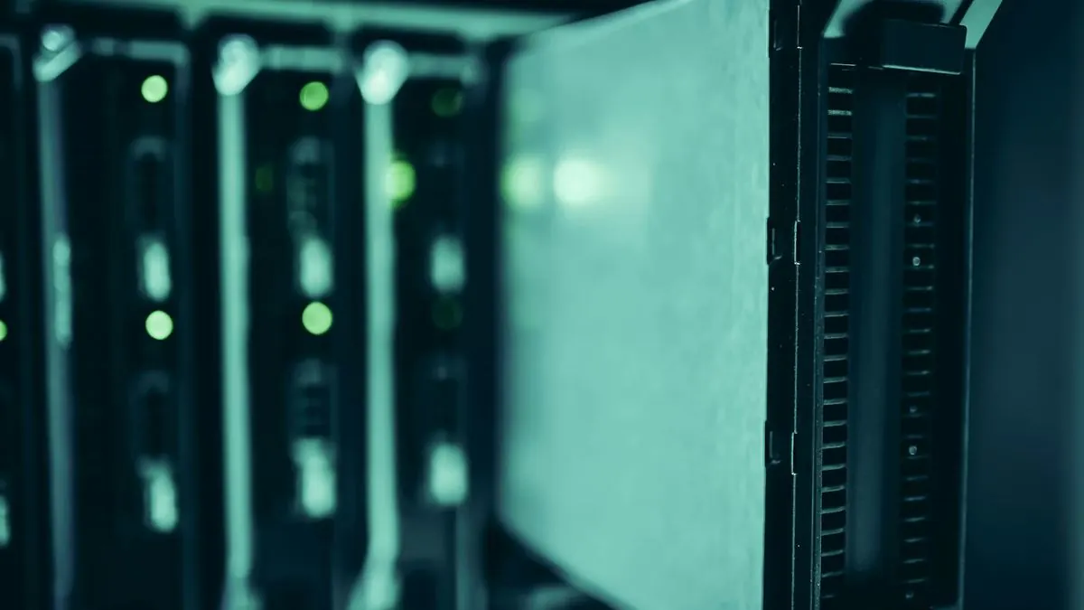 Тематическое фото для исследования: AI TRiSM и LLM Security: как защитить модели от prompt injection