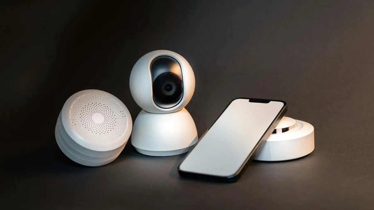 Тематическое фото для исследования: IoT в составе КИИ: требования 187-ФЗ и подходы к защите